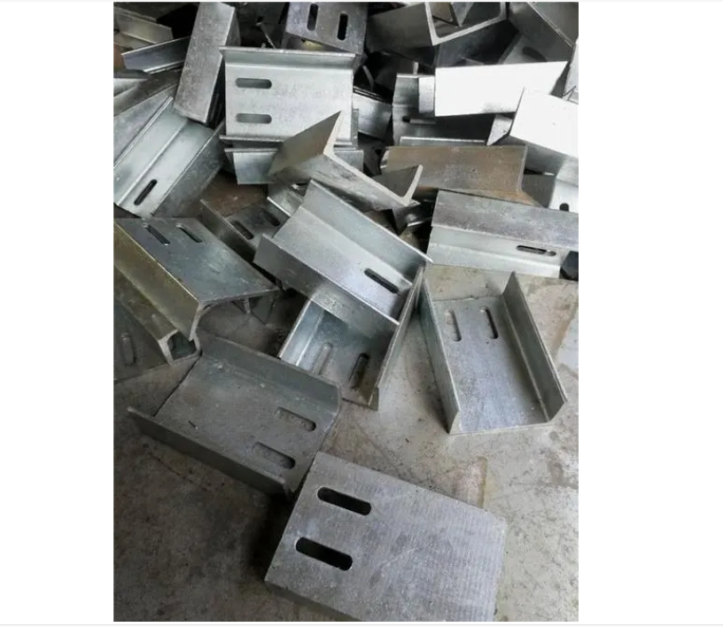 江岸河北槽钢连接件